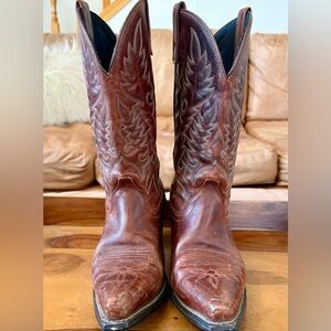 LAREDO Women’s Brown Leather Western Boots